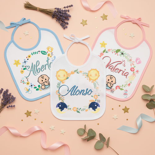 Tres baberos personalizados Little Lily Original: ribete blanco, azul y rosa
